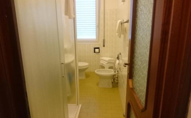 Фото отеля HOTEL LILIANA