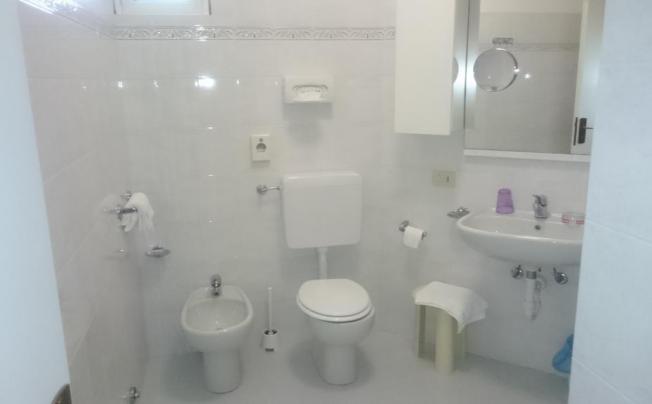 Фото отеля HOTEL LILIANA