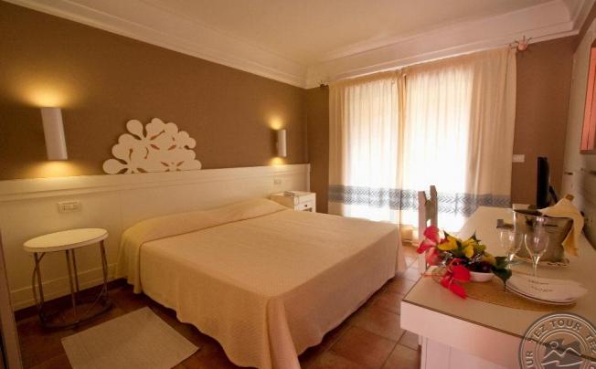 Фото отеля Lantana Resort