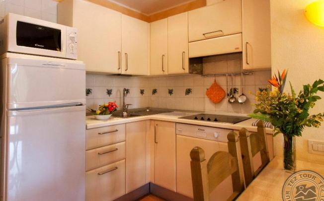 Фото отеля Lantana Resort