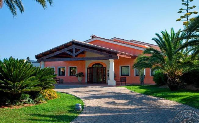 Фото отеля Lantana Resort