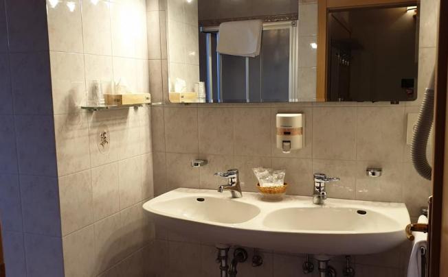 Фото отеля Bernard Hotel