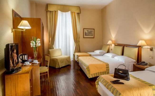 Фото отеля 9 Hotel Cesari