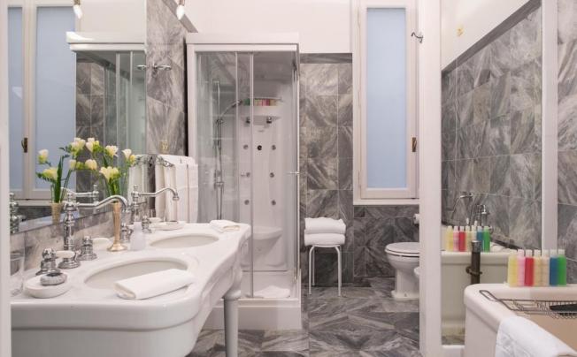 Фото отеля GRAND HOTEL PLAZA 