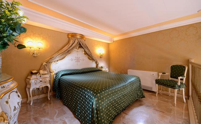 Фото отеля Canaletto Hotel