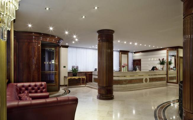 Фото отеля UNA HOTEL SCANDINAVIA 