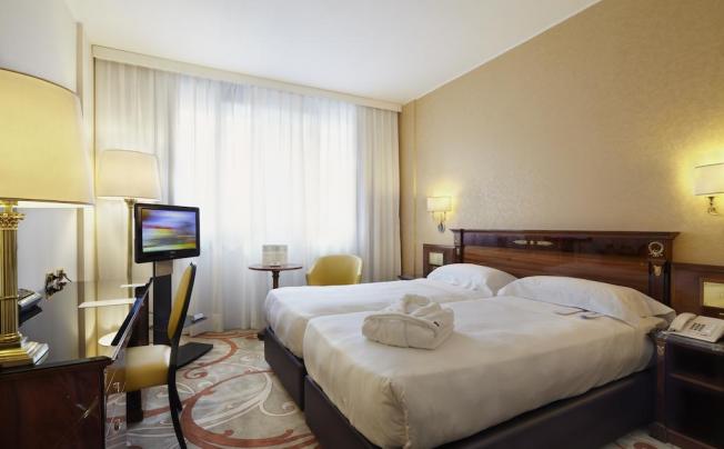 Фото отеля UNA HOTEL SCANDINAVIA 