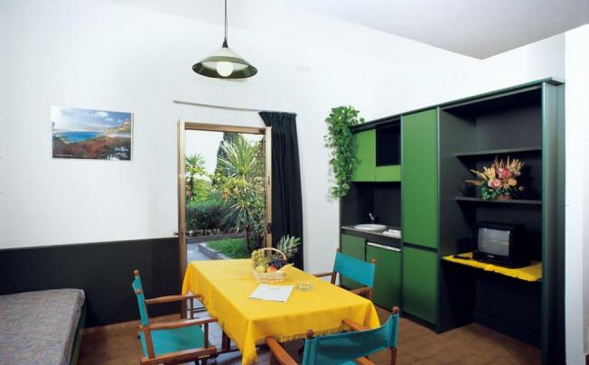 Фото отеля Baia Delle Ginestre Hotel