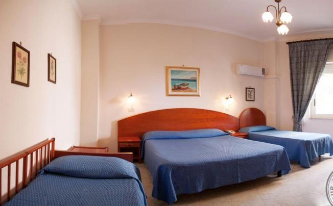 Фото отеля Mediterraneo Hotel