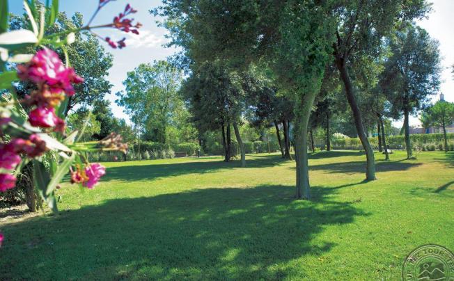 Фото отеля Green Park Resort