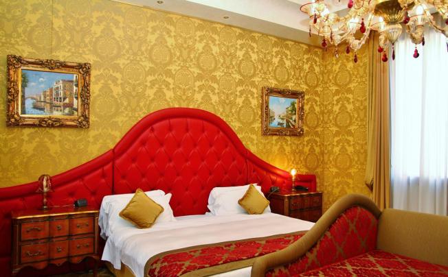 Фото отеля Pesaro palace