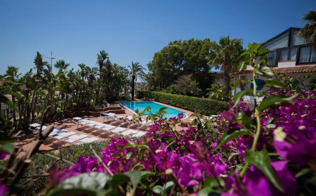 Фото отеля Le Dune Village Mortelle Messina