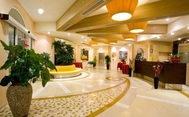 Фото отеля Grand hotel olimpo