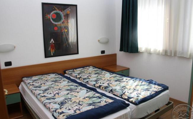 Фото отеля Living Canton