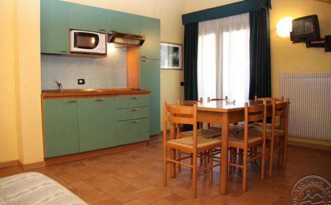 Фото отеля Living Canton