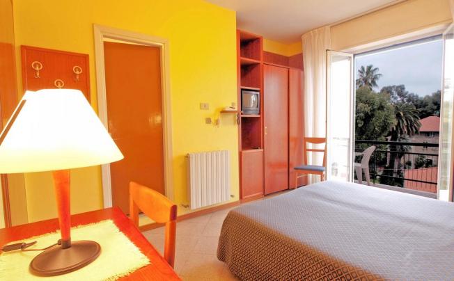 Фото отеля Capri Hotel