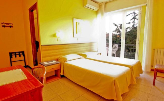 Фото отеля Capri Hotel
