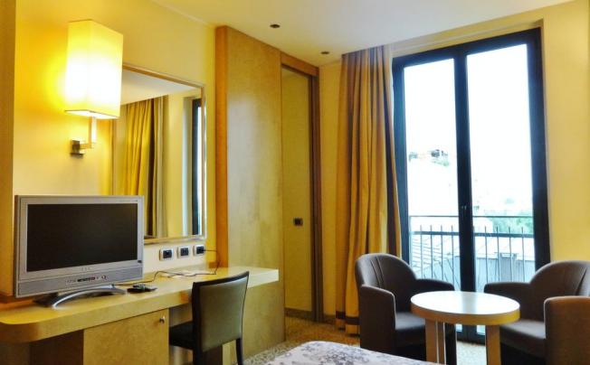 Фото отеля Hotel Tiffany Milano