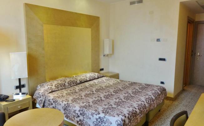 Фото отеля Hotel Tiffany Milano