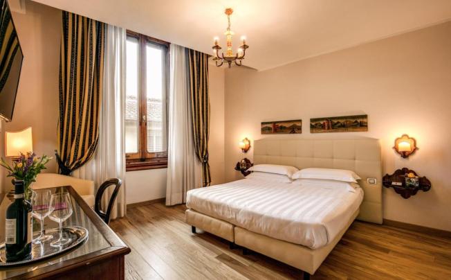 Фото отеля Croce Di Malta Hotel
