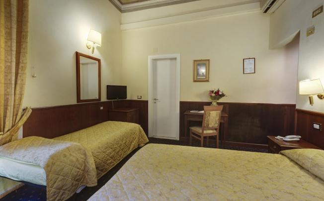 Фото отеля Arizona Hotel