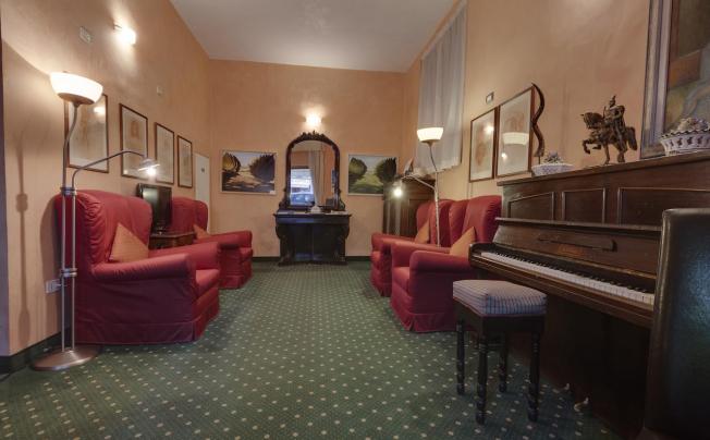 Фото отеля Arizona Hotel