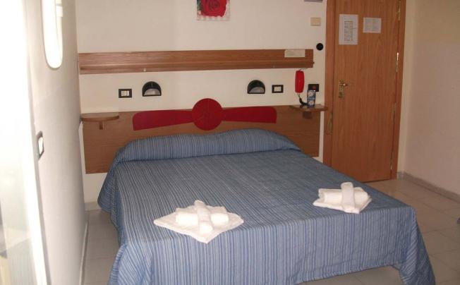 Фото отеля Hotel leopardi