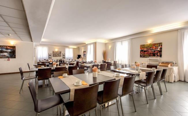 Фото отеля Alba Hotel Torre Maura