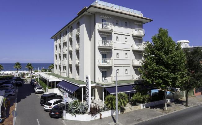 Фото отеля Ca' Bianca Hotel
