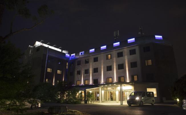Фото отеля Smart Hotel Holiday