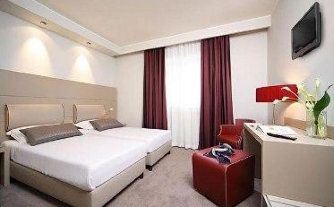 Фото отеля Smart Hotel Holiday