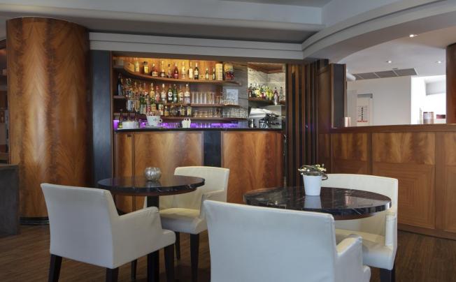 Фото отеля Smart Hotel Holiday