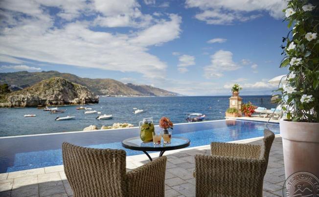 Фото отеля Villa Sant Andrea Belmond Hotel