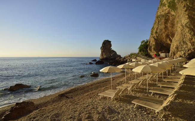 Фото отеля UNAHOTELS Capotaormina