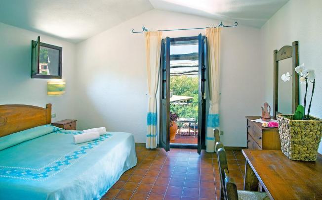 Фото отеля Arbatax Park Resort - Borgo Cala Moresca