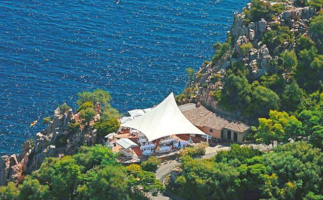 Фото отеля Arbatax Park Resort - Borgo Cala Moresca