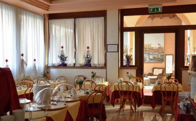 Фото отеля Belle Arti Hotel