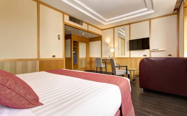Фото отеля Best Western Hotel President