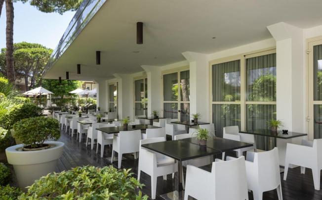 Фото отеля Atmosfere Hotel