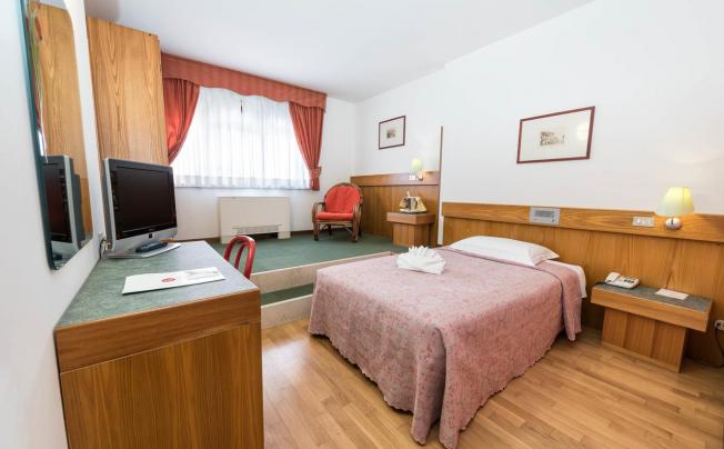Фото отеля Cristallo Hotel