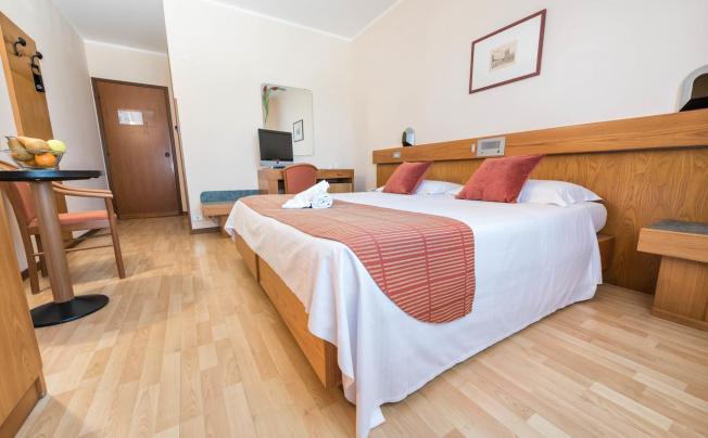 Фото отеля Cristallo Hotel