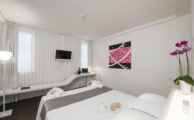 Фото отеля Mo.om Hotel