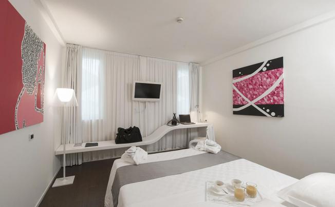 Фото отеля Mo.om Hotel