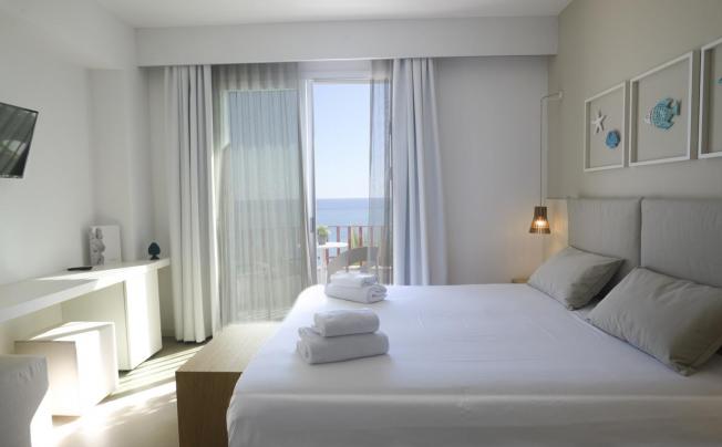 Фото отеля Albatros Beach Hotel