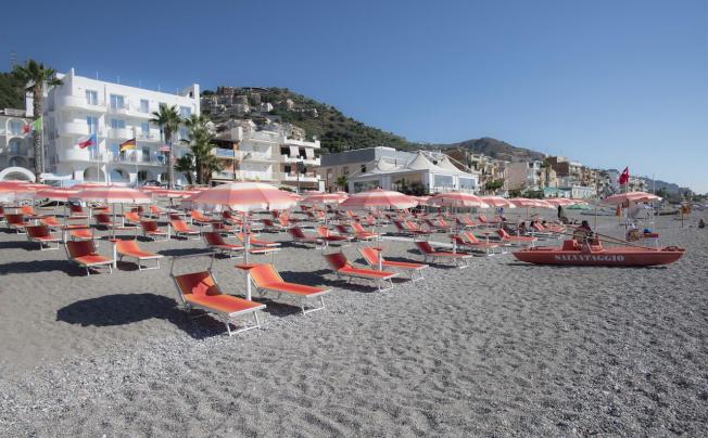 Фото отеля Albatros Beach Hotel