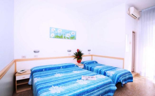 Фото отеля Hotel Crystal