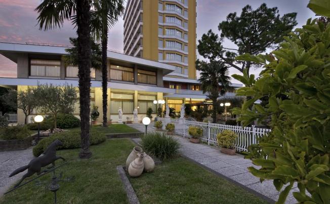Фото отеля Augustus Terme Hotel