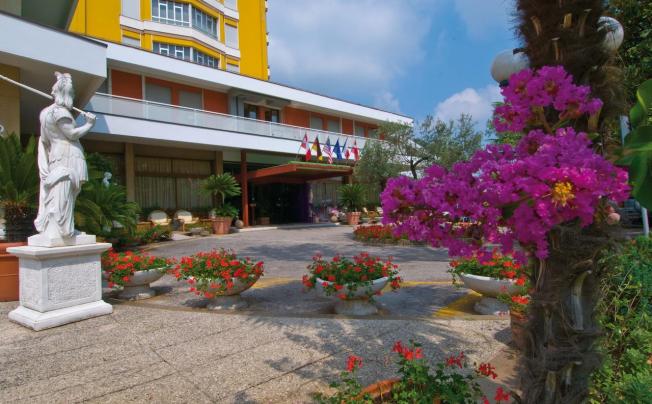 Фото отеля Augustus Terme Hotel
