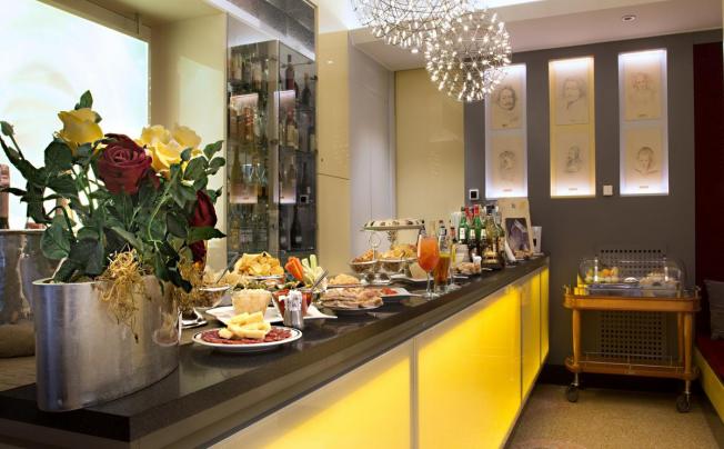Фото отеля Antares Hotel Rubens