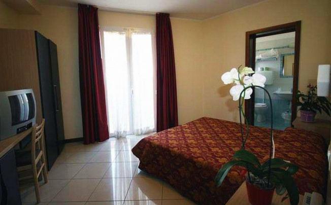 Фото отеля Hotel Bravo Condor